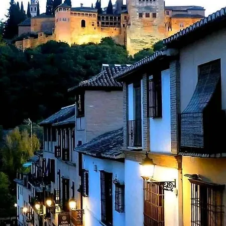 Luminoso Apartamento A 10 Minutos Del Centro * Granada