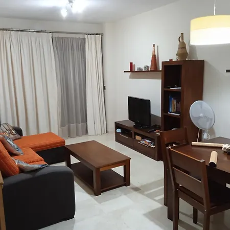 Pantano Del Cubillas Apartment