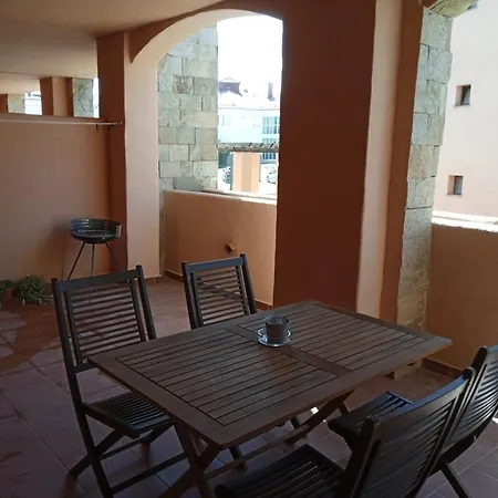 Pantano Del Cubillas Apartment *