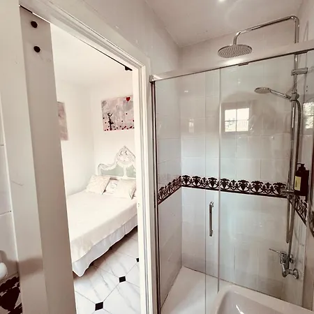 Guest house Hotelito Suecia Granada