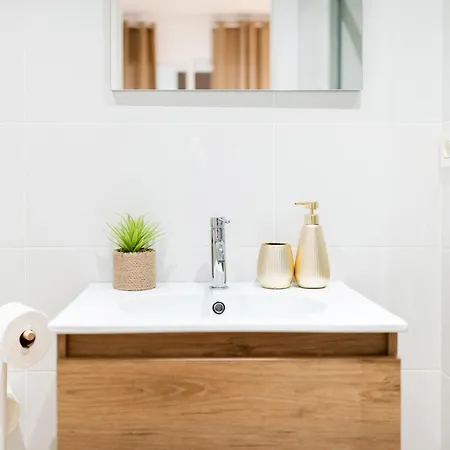 Rolando House, Free Parking Apartamento