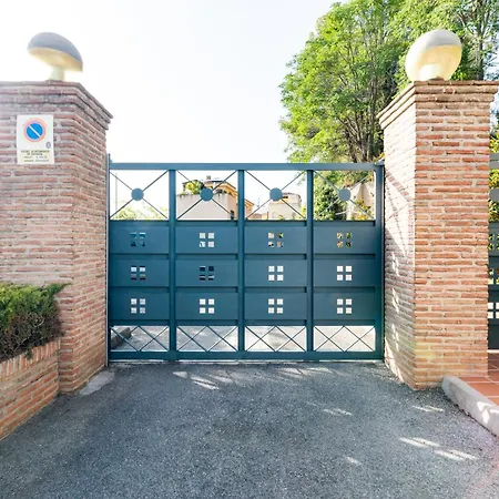 Rolando House, Free Parking Granada