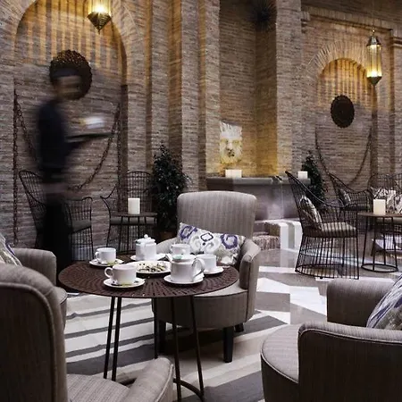 Vincci Albayzin Hotel 4*