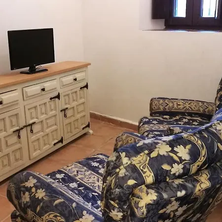 La Casa Del Cuento Bajo Apartamento *