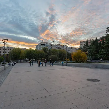 Centro De Granada, Cerca De La Catedral *