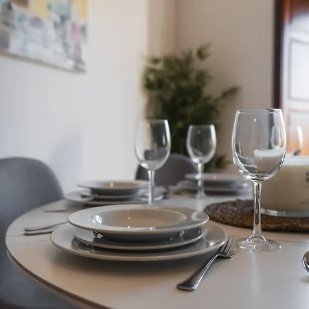 Tuguest Bib Rambla Aparments *
