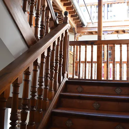 Hotel Santa Isabel La Real 3*