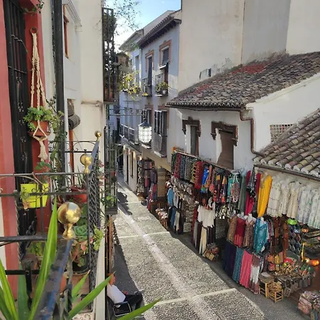 Albaicin A Tus Pies! Granada