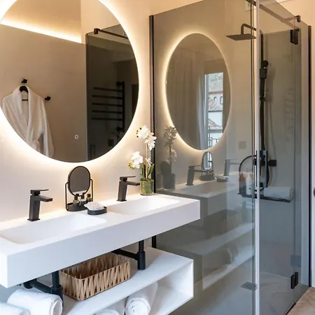 Amiras Homes Collection Granada