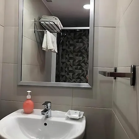桑尼亚旅馆