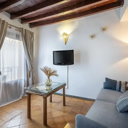 Apartament Adanar-apartamentos Muralla Ziri