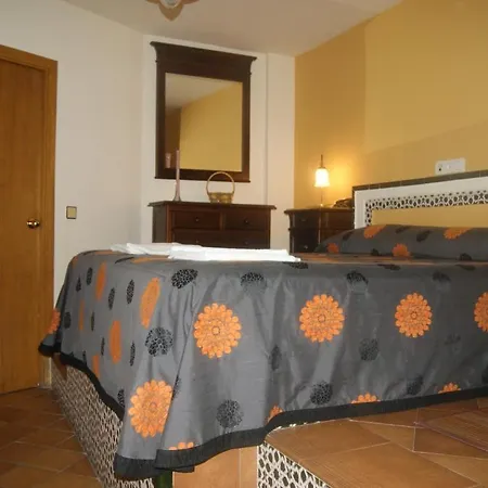 Otel Almona 2*