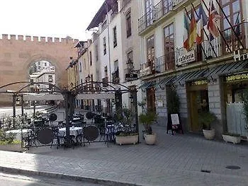 Hotel Arco Elvira