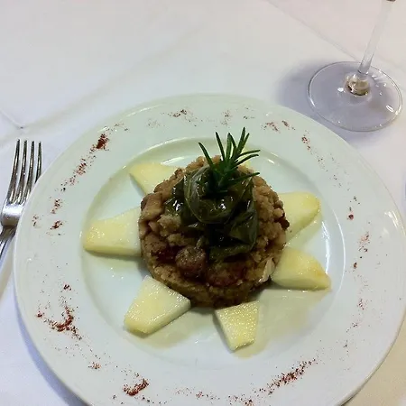 Hotell Encina Centenaria