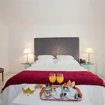 La Marquesa Hotel 3*