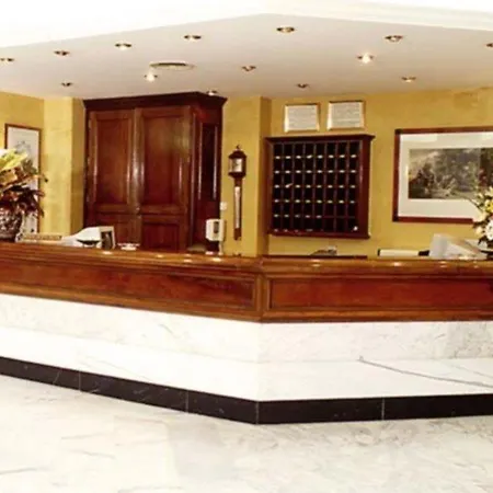 Exe Triunfo Hotel Granada