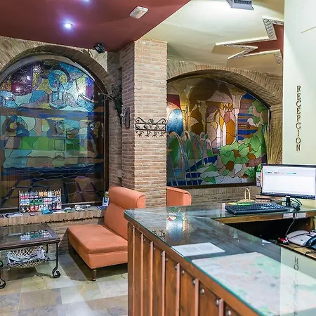 Hotel Del Toro