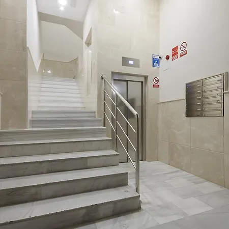 Suites Gran Via Capilla Real