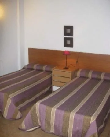 Viviendas Turisticas Vacacionales Puerta Real *