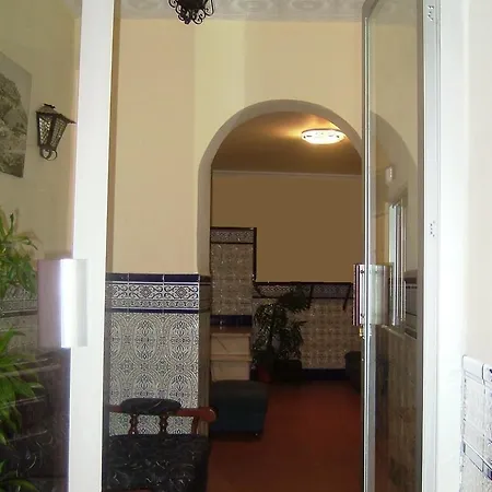 La Milagrosa Πανσιόν *