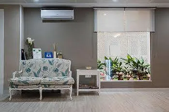 Verona بيت ضيافة 2*