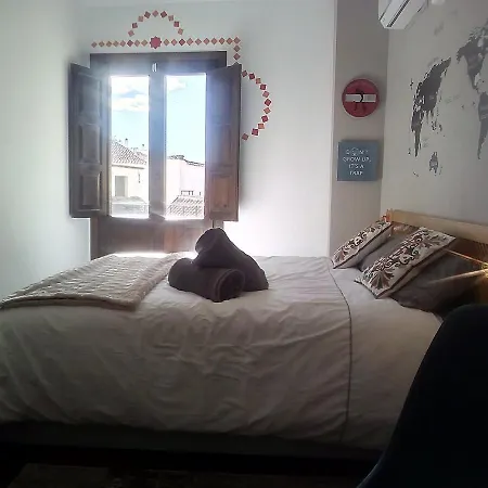Oasis Backpackers' Granada