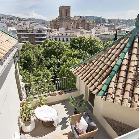 Chezmoihomes Luxury Cathedral Penthouse Appartement Grenade