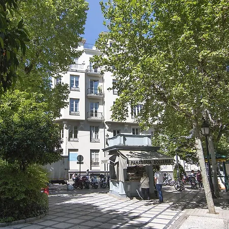 Chezmoihomes Luxury Cathedral Penthouse * Grenade