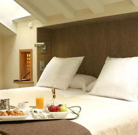 Hotel Oniria 4*