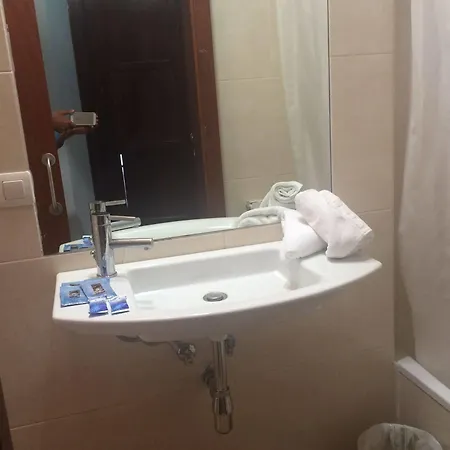 Viviendas Turisticas Vacacionales Puerta Real