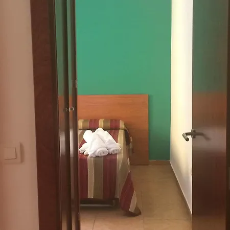 Viviendas Turisticas Vacacionales Puerta Real Hotel Granada