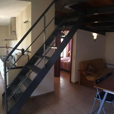 Viviendas Turisticas Vacacionales Puerta Real *