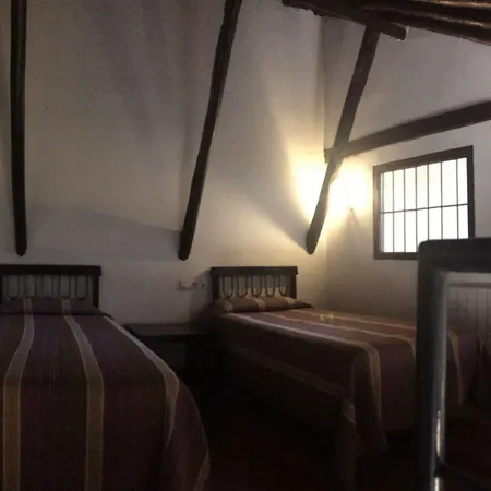 Viviendas Turisticas Vacacionales Puerta Real Hotel *