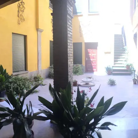 Viviendas Turisticas Vacacionales Puerta Real Hotel Granada