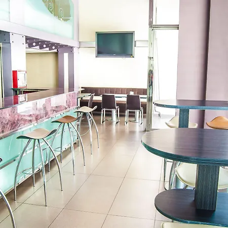 Reino De Hotel 3*