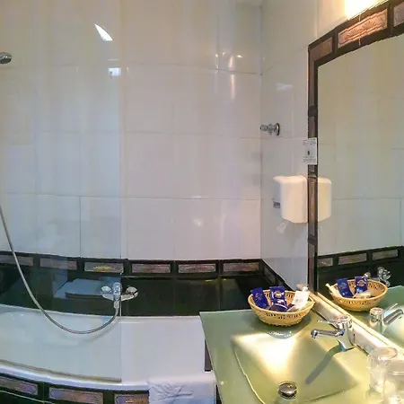 Reino De Hotel 3*