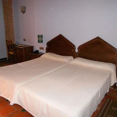 Hotel Del Toro 3*