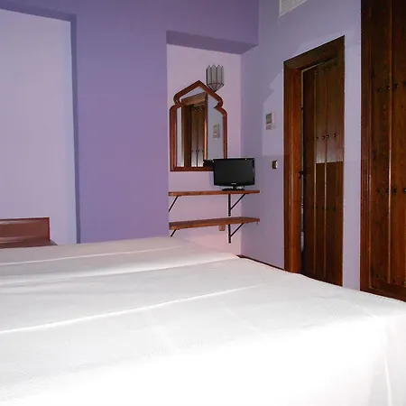 Hotel Del Toro Granada