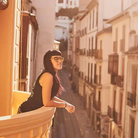 Monjas Del Carmen 3*