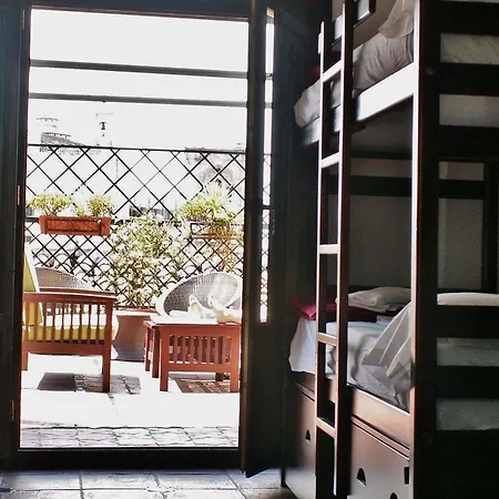 Oasis Backpackers' Hostel *