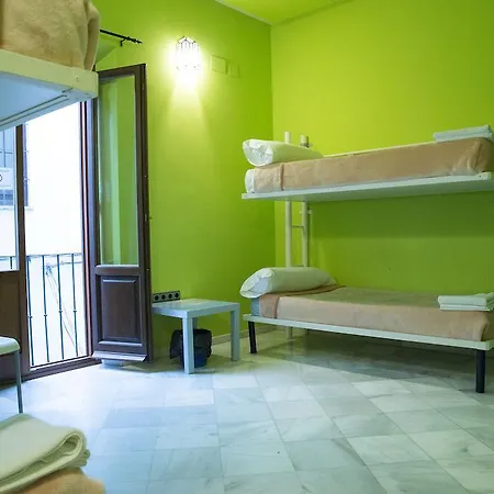 White Nest Hostel Grenada