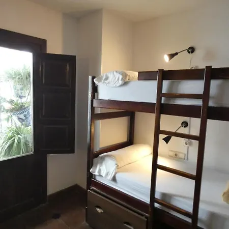 Hostel Oasis Backpackers' *