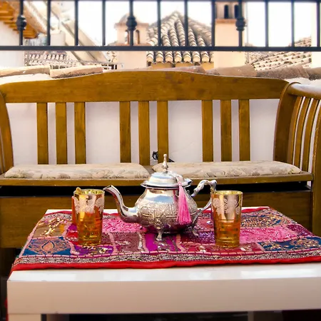 Golondrinas De La Alhambra Otel