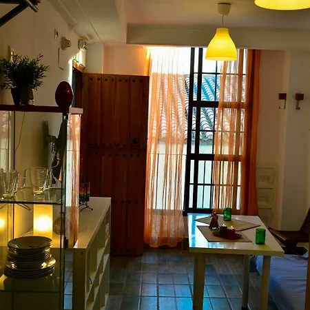 Golondrinas De La Alhambra Otel