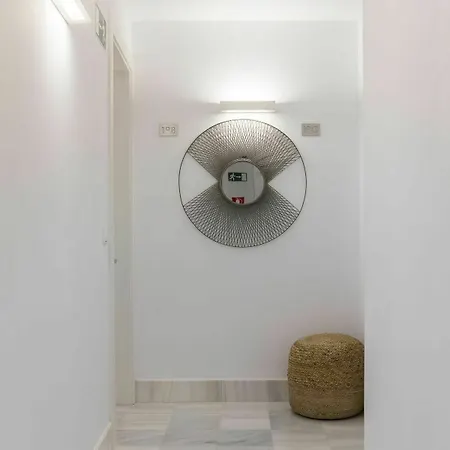 Aparthotel Shine Alcaiceria Granada
