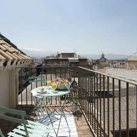 Chezmoihomes Luxury Cathedral Penthouse