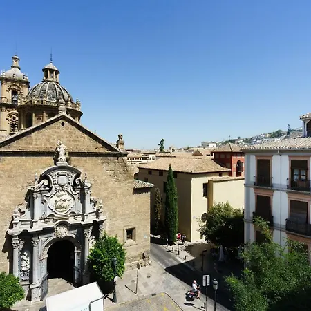 Konukevi Oyo Fonda Sanchez Granada