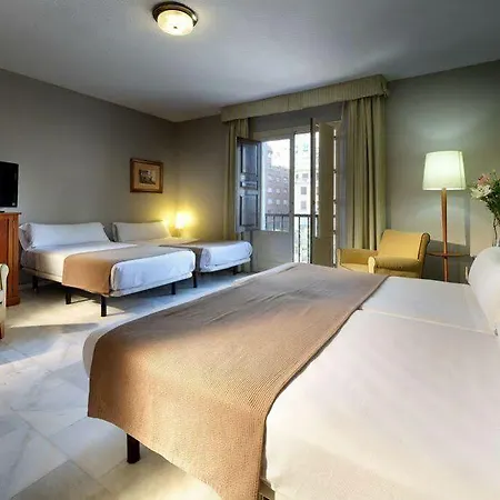 Eurostars Puerta Real Hotel