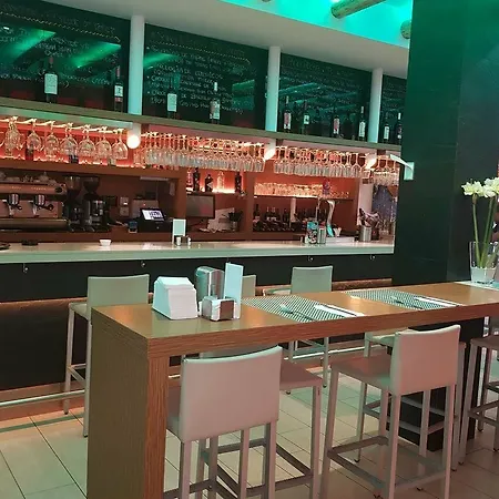 道罗2康福特酒店 酒店