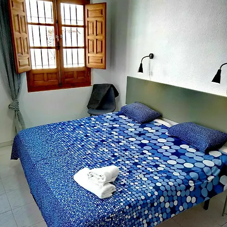 Conde Cecilio Konukevi 2*